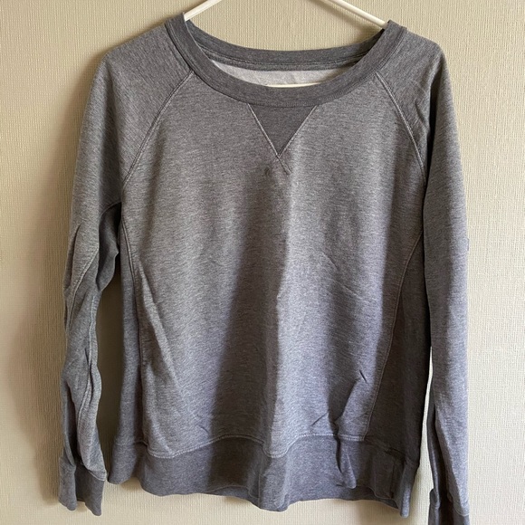 GAP Sweatshirt - Size L - Picture 2 of 2